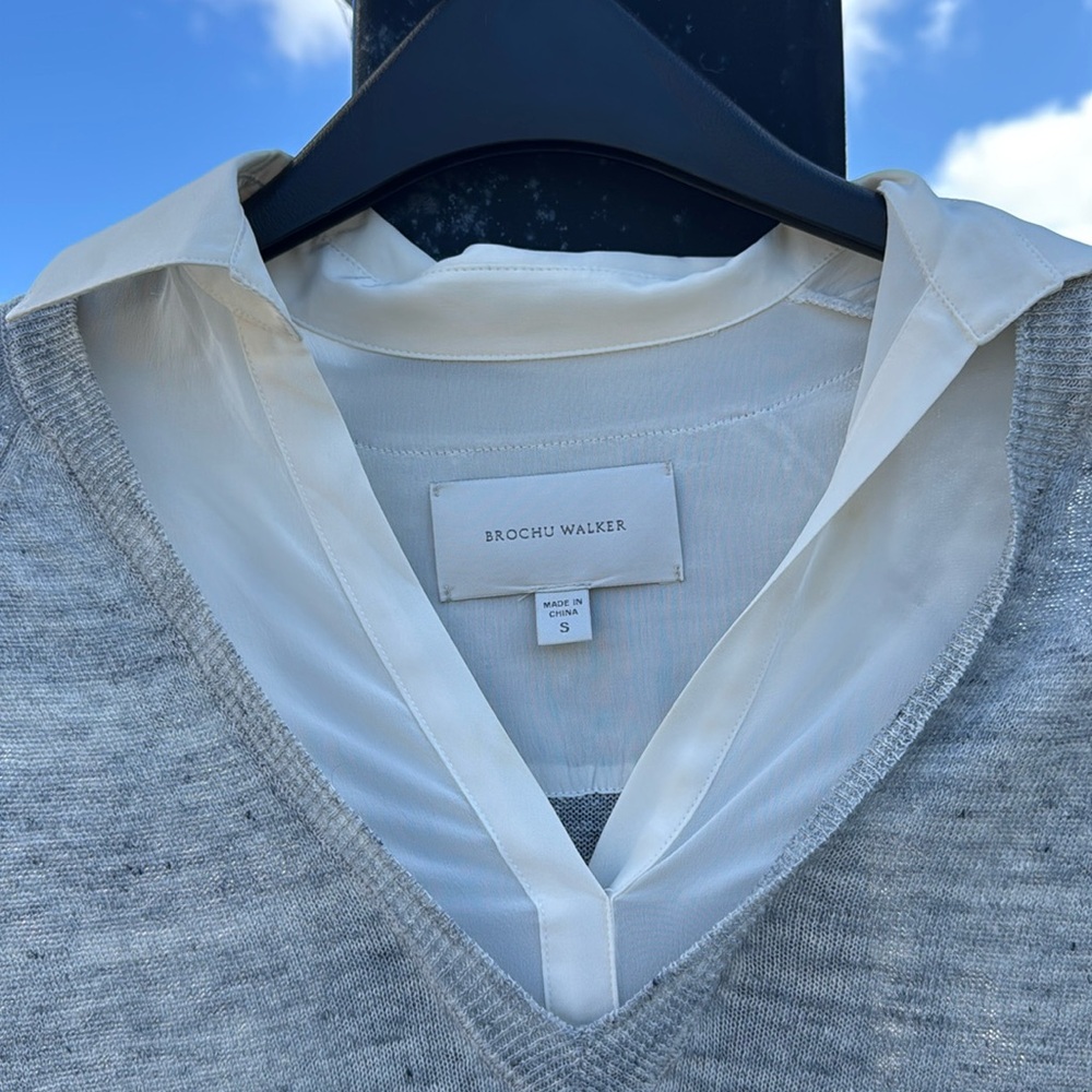 BROCHU WALKER 100% Linen Gray Sweater